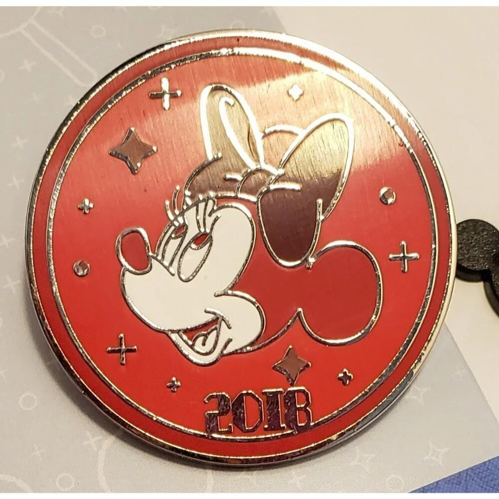 Disney Minnie Mouse Trading Pin 2018 Lapel Pin Brooch Badge Accessories Jewelry